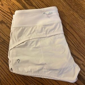Lululemon Ivivva shorts size 14 (2 in lulu)
